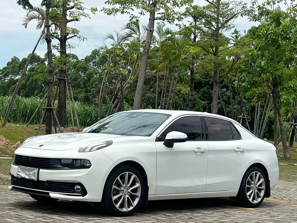 Lynk & Co 03 2018