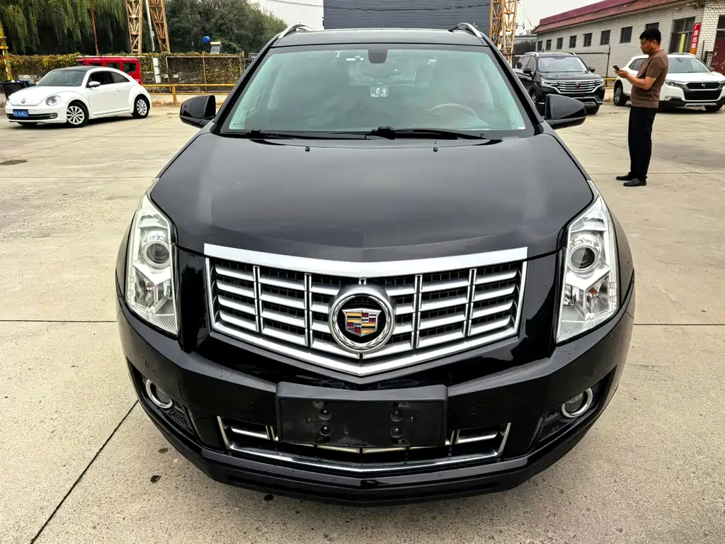 Cadillac SRX — миниатюра 2