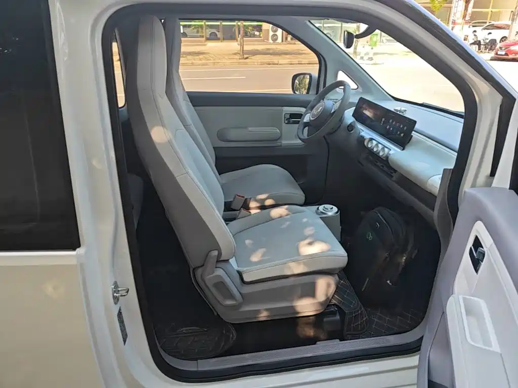 Wuling Air ev — миниатюра 25