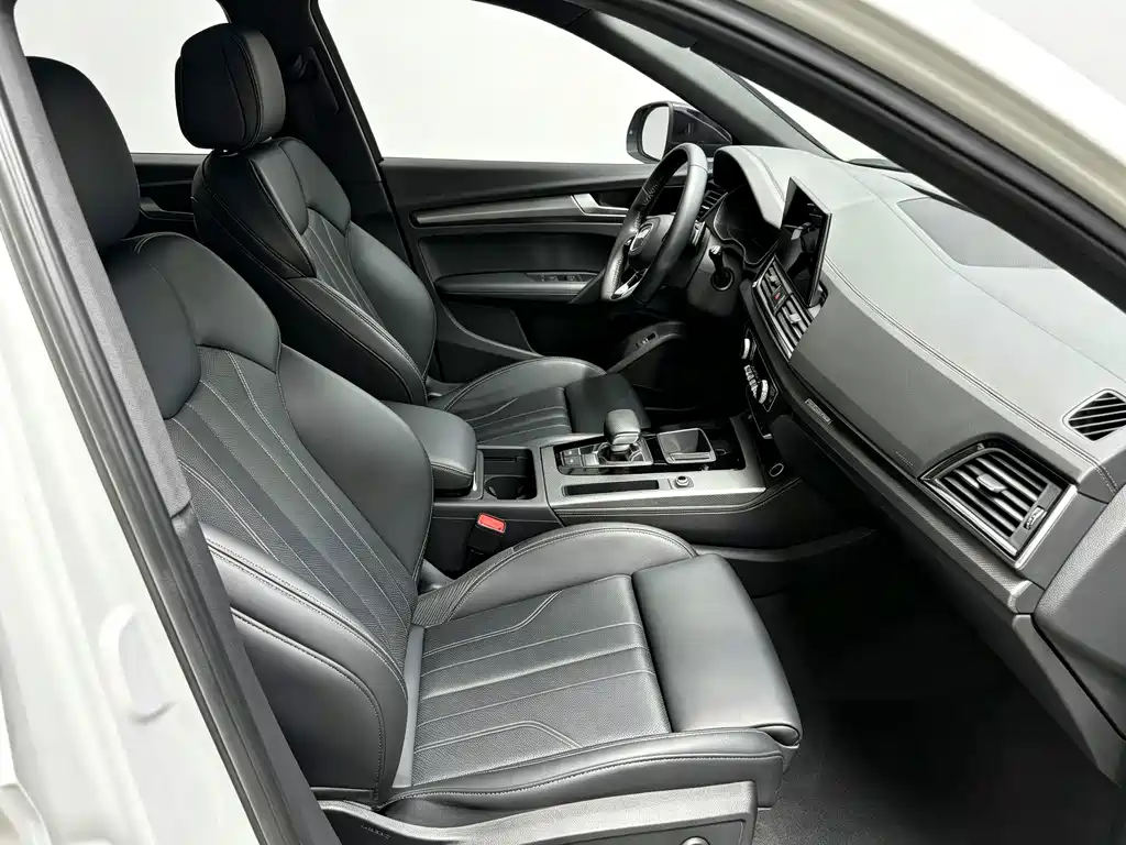 Audi Q5L — миниатюра 5