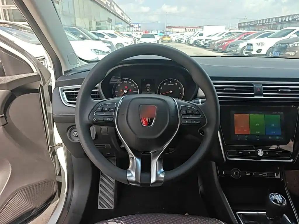 Roewe i5 — миниатюра 11