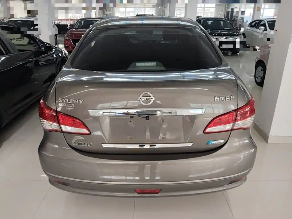 Nissan Sylphy — миниатюра 6