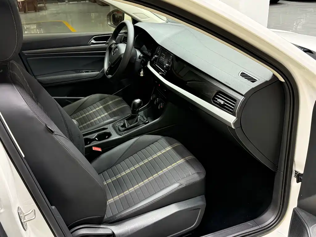 Volkswagen Lavida — миниатюра 12