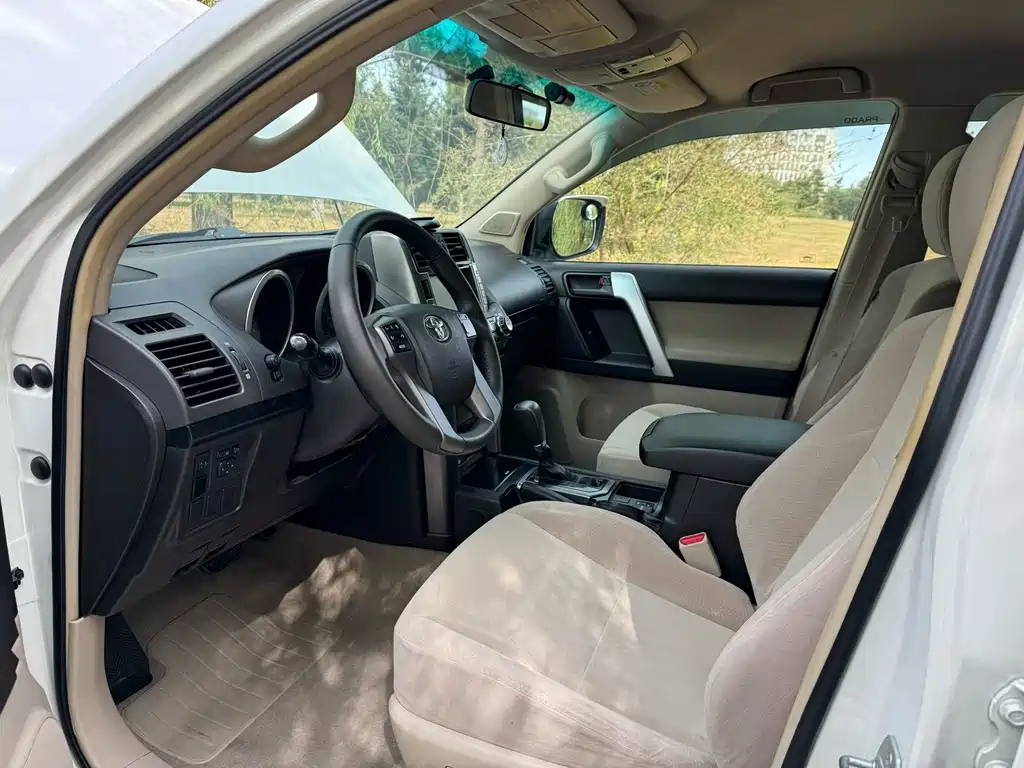 Toyota Prado (Import) — миниатюра 5