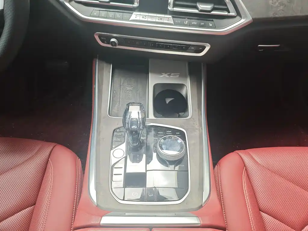 BMW X5 — миниатюра 9