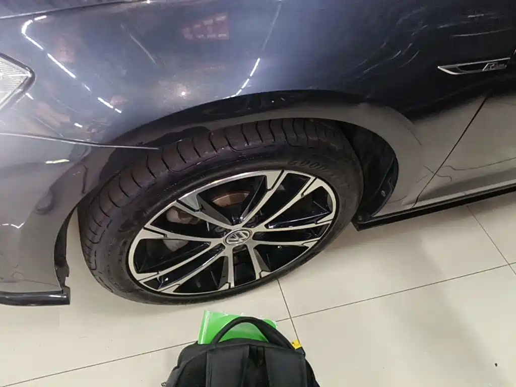 Volkswagen Golf — миниатюра 23