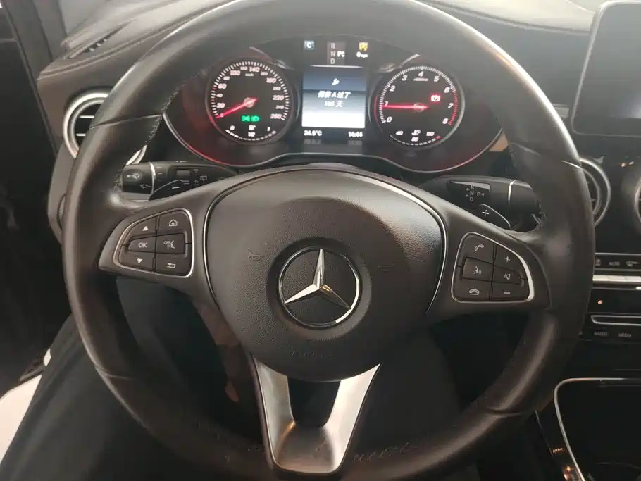 Mercedes-Benz GLC — миниатюра 15