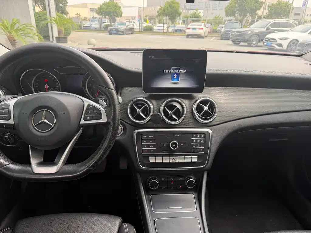 Mercedes-Benz GLA — миниатюра 15