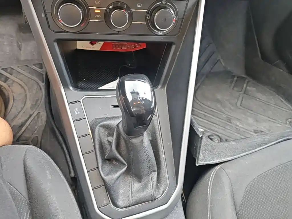 Volkswagen Polo — миниатюра 14