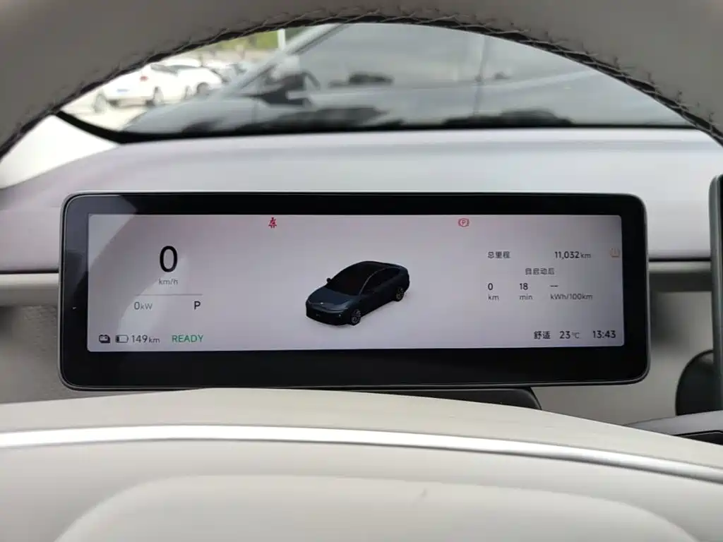 Leapmotor Leapmotor B01 — миниатюра 12