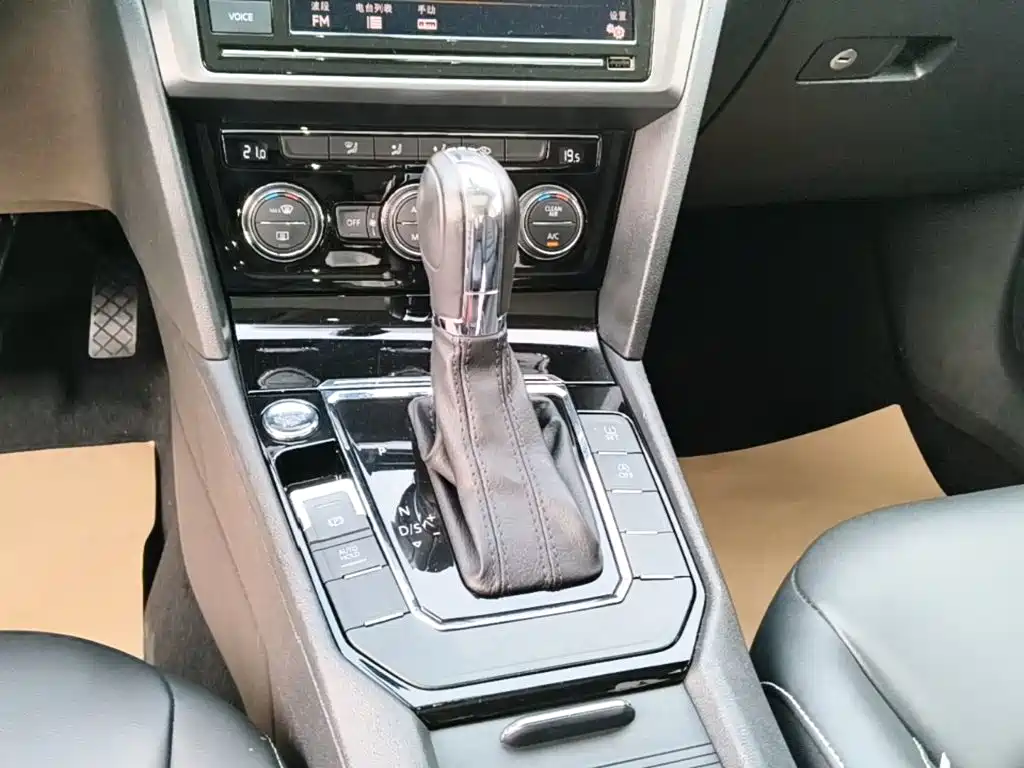 Volkswagen Lamando — миниатюра 14