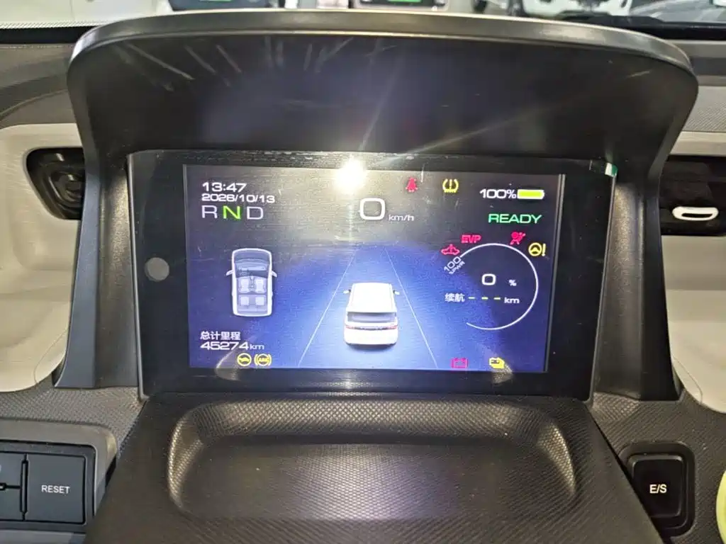 Wuling MINIEV — миниатюра 12