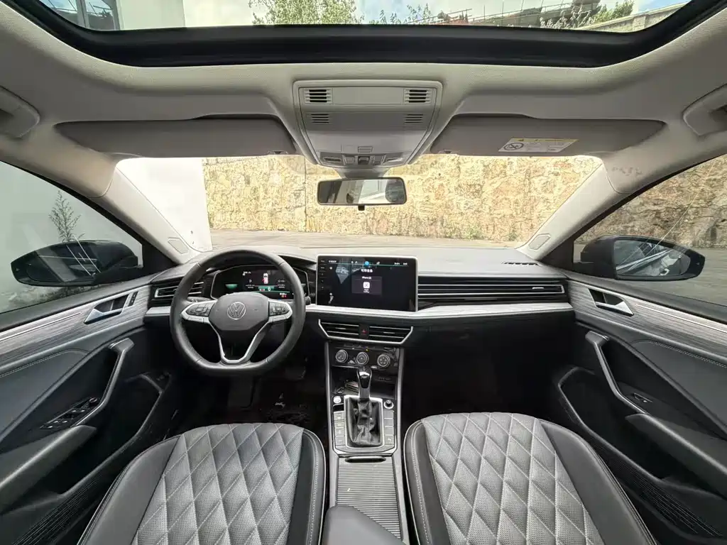 Volkswagen Sagitar — миниатюра 8