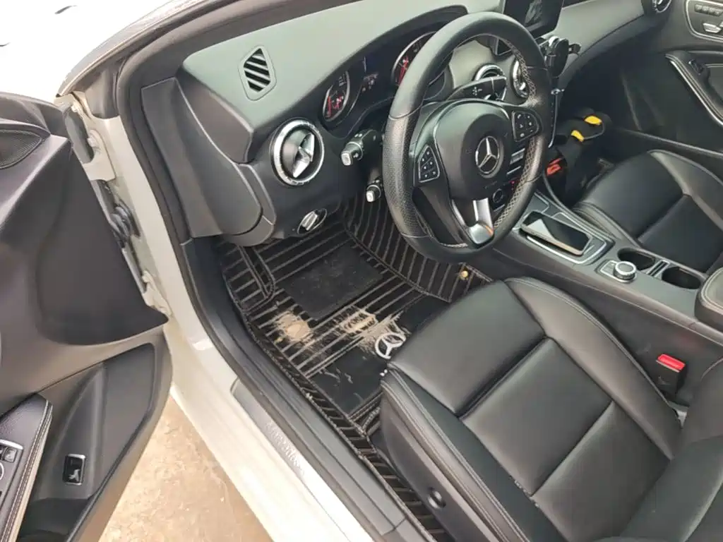Mercedes-Benz CLA (Import) — миниатюра 16