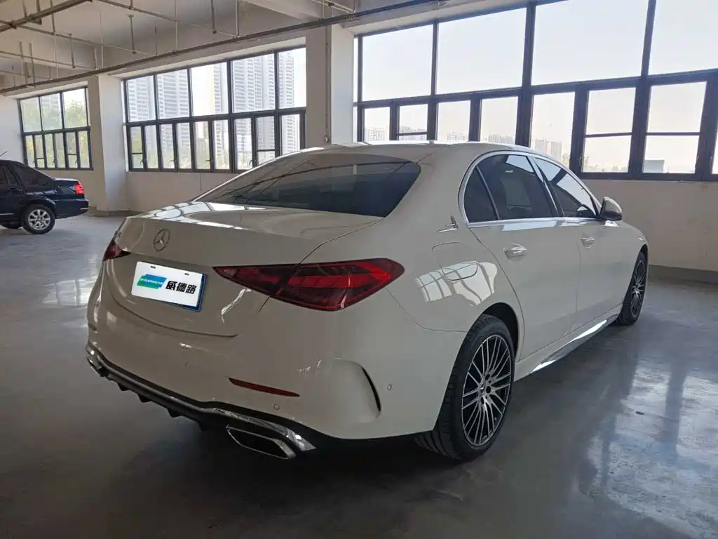 Mercedes-Benz C-Class — миниатюра 5