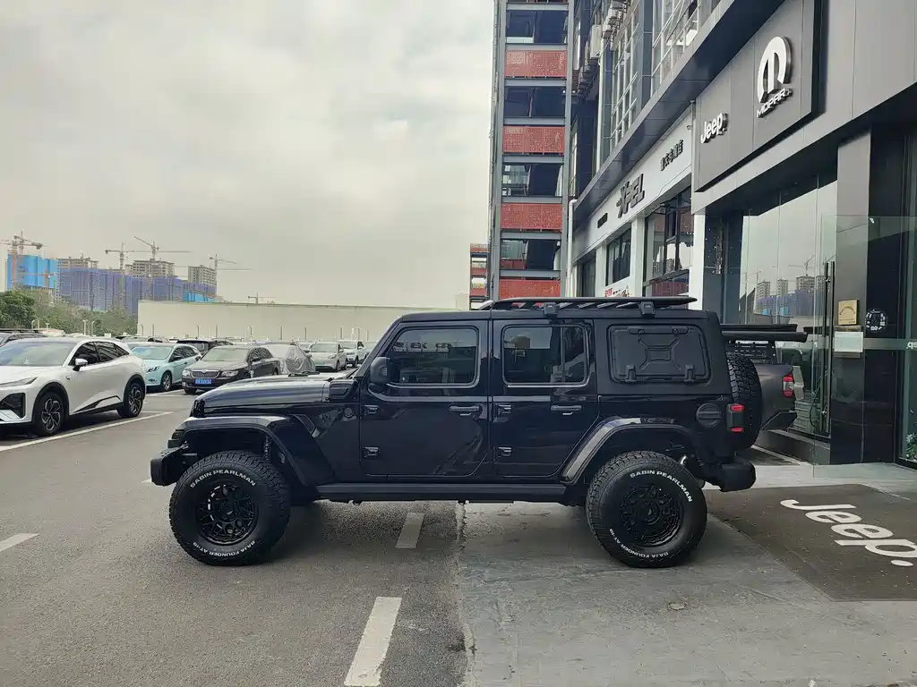 Jeep Wrangler PHEV — миниатюра 4