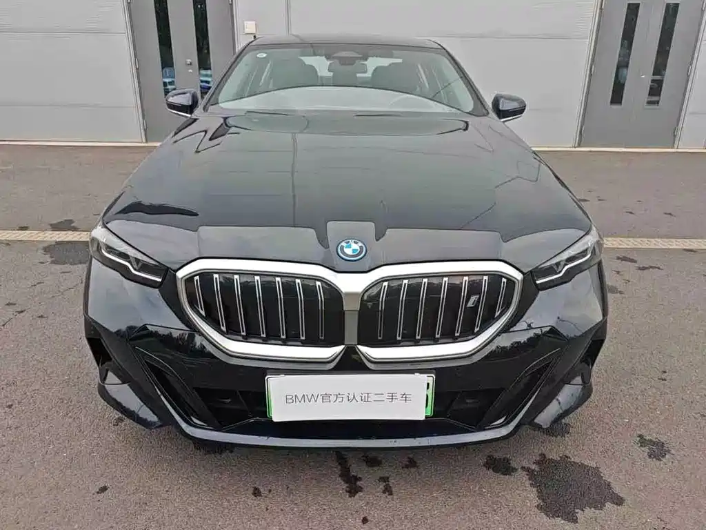 BMW i5 — миниатюра 15