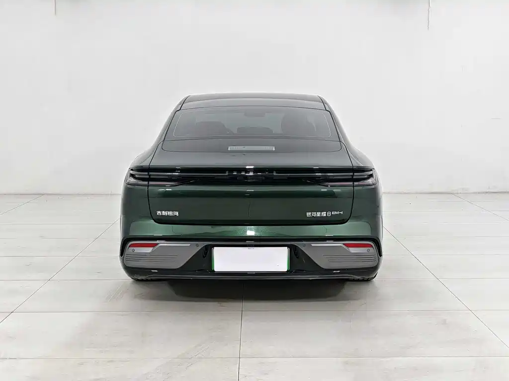 Geely Galaxy Galaxy 8 8 2025 130km EM-i Premium