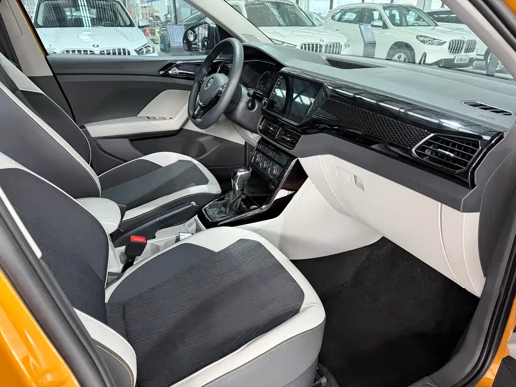 Volkswagen T-Cross — миниатюра 9
