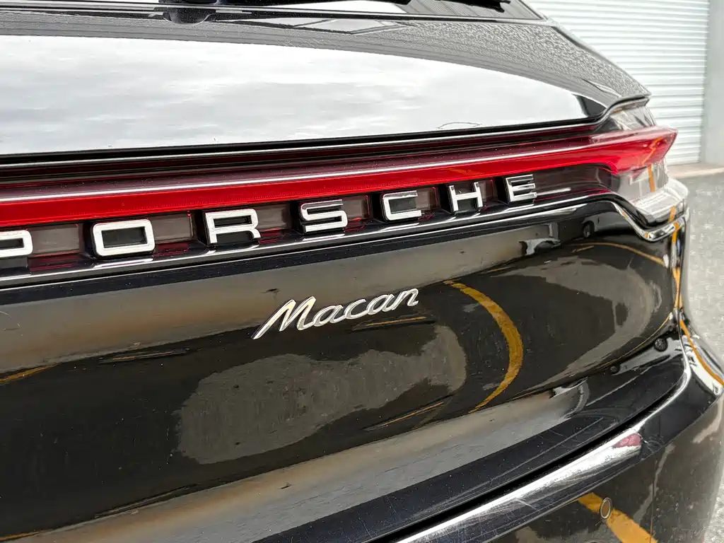 Porsche Macan — миниатюра 18