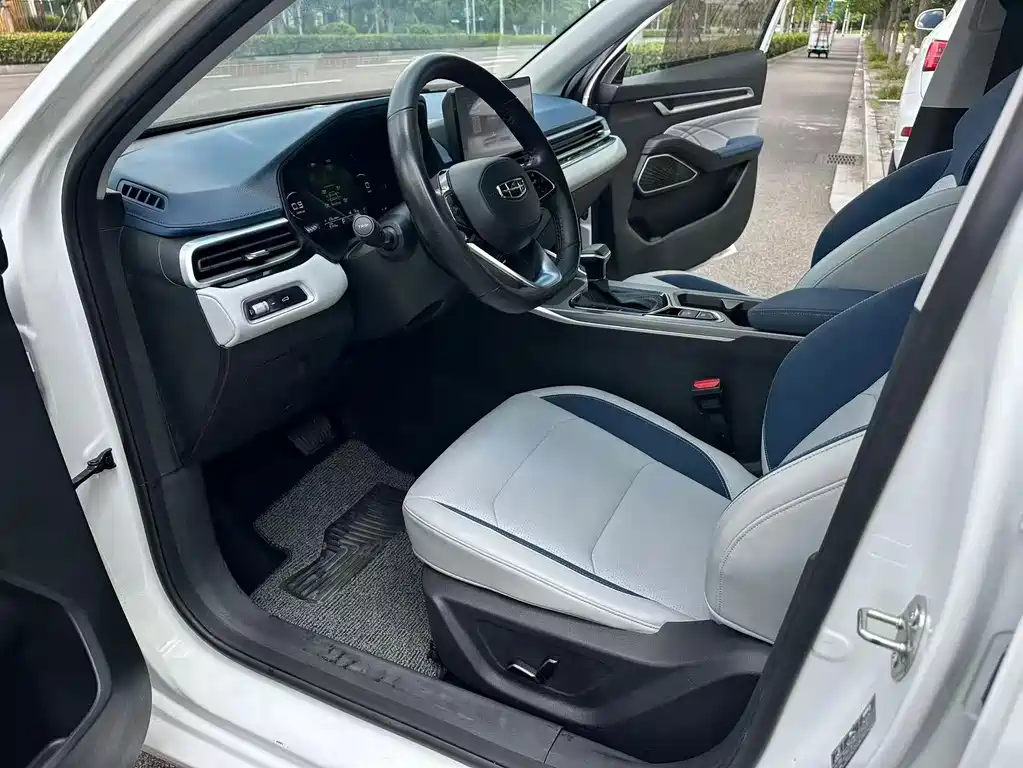 Geely Emgrand — миниатюра 8