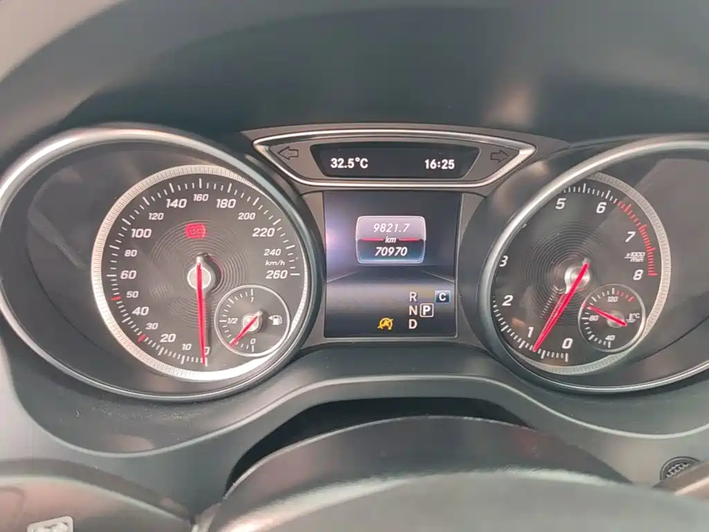 Mercedes-Benz CLA (Import) — миниатюра 12