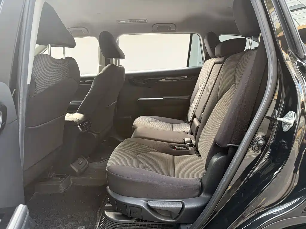 Toyota Highlander — миниатюра 13