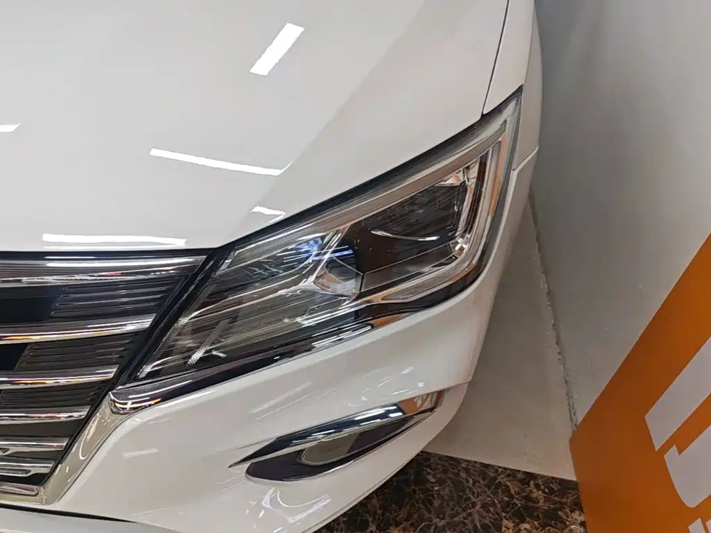 Roewe i5 — миниатюра 24
