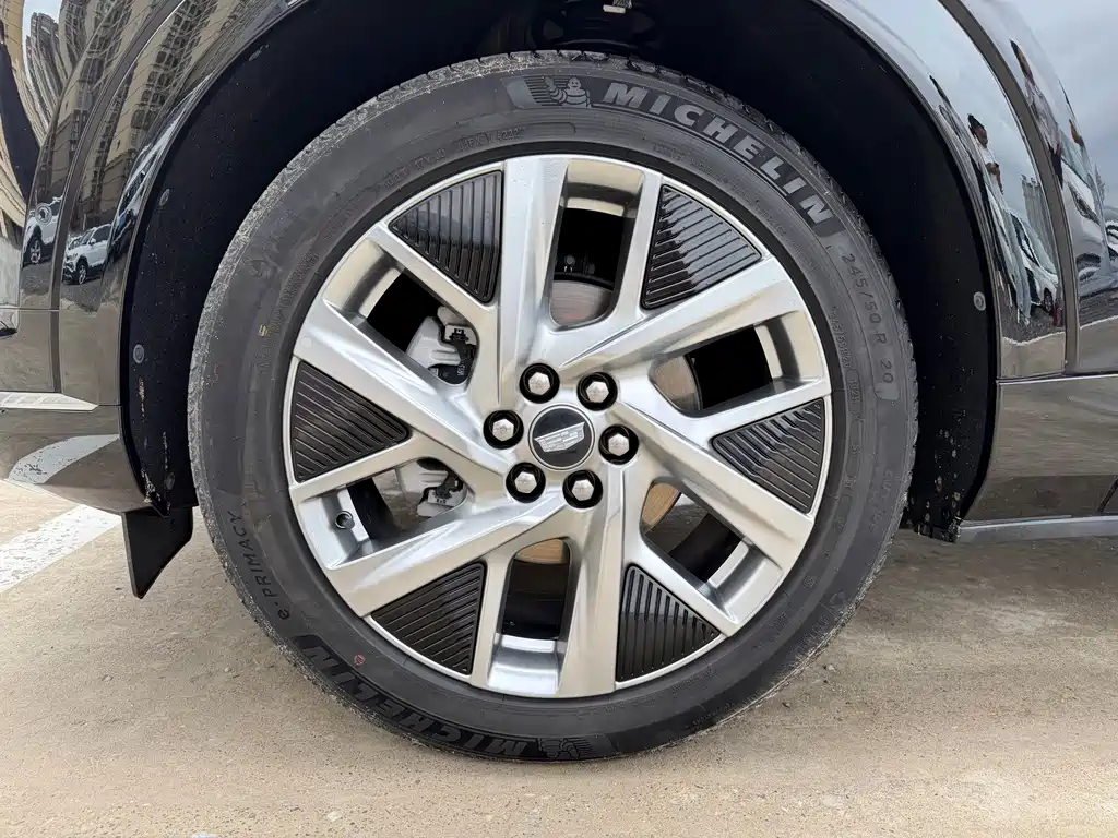 Cadillac IQ — миниатюра 19