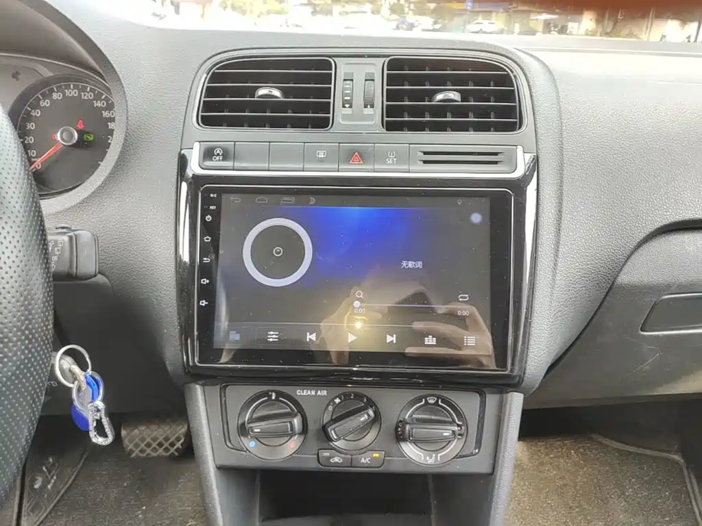Volkswagen Polo — миниатюра 13