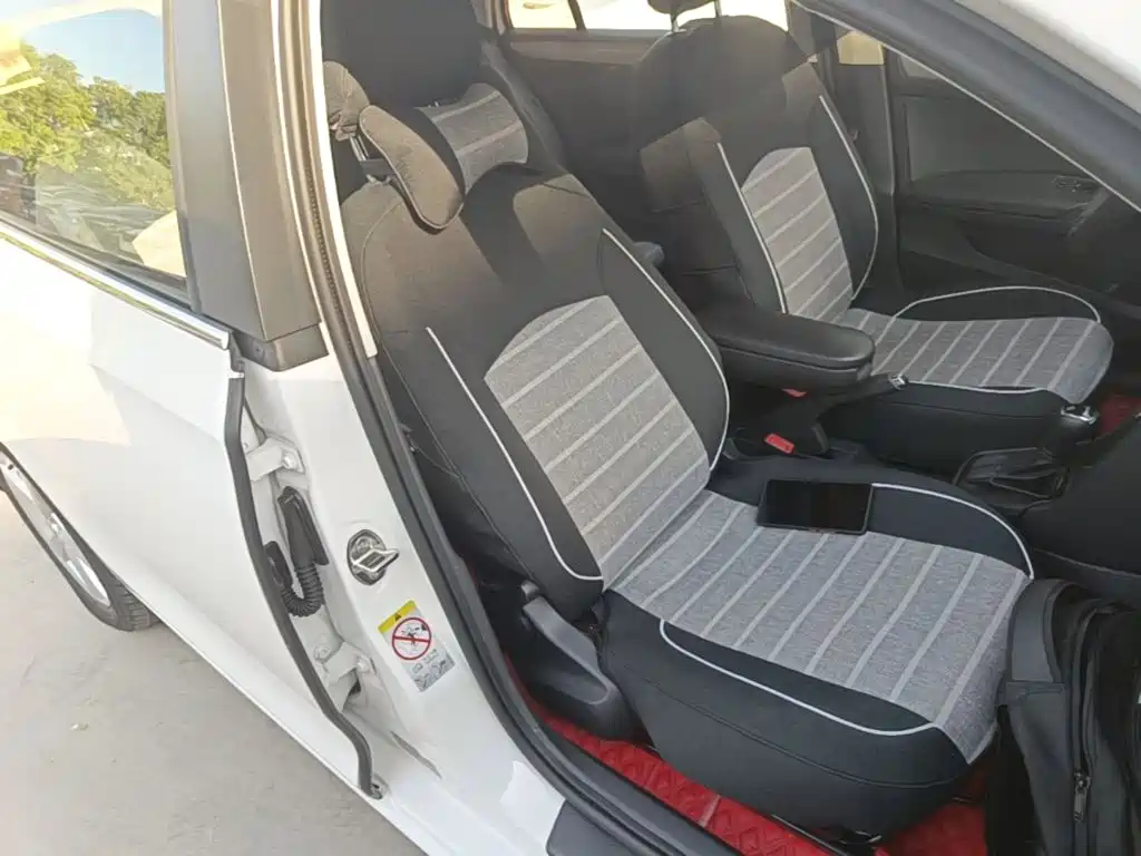 Skoda Rapid Spaceback — миниатюра 25