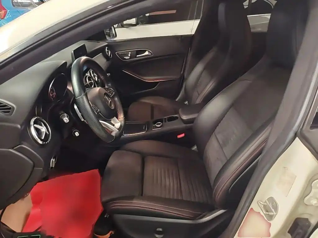 Mercedes-Benz CLA (Import) — миниатюра 15