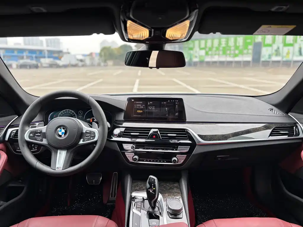 BMW 5 Series — миниатюра 6