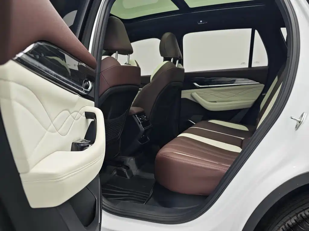 GEELY AUTOMOBILE XINGYUE L