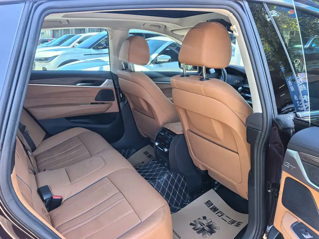 BMW 6 Series GT — миниатюра 8