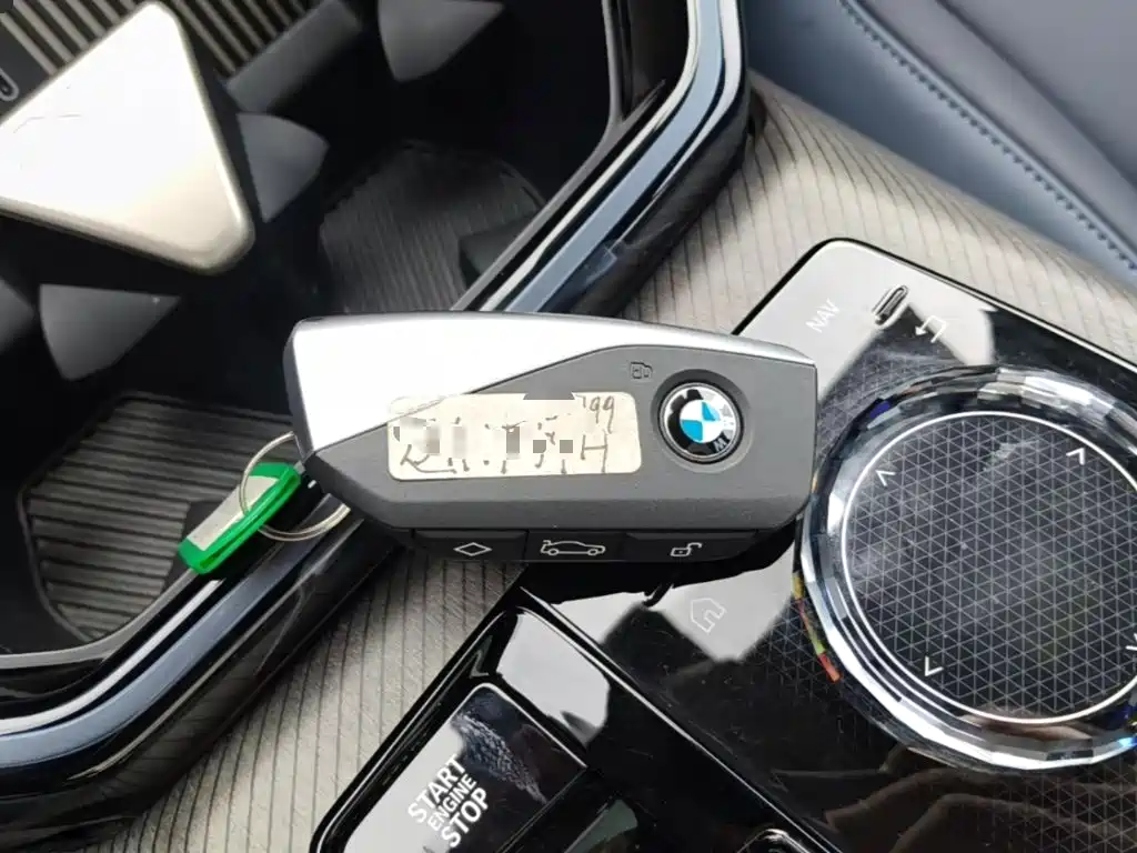 BMW X3 — миниатюра 9
