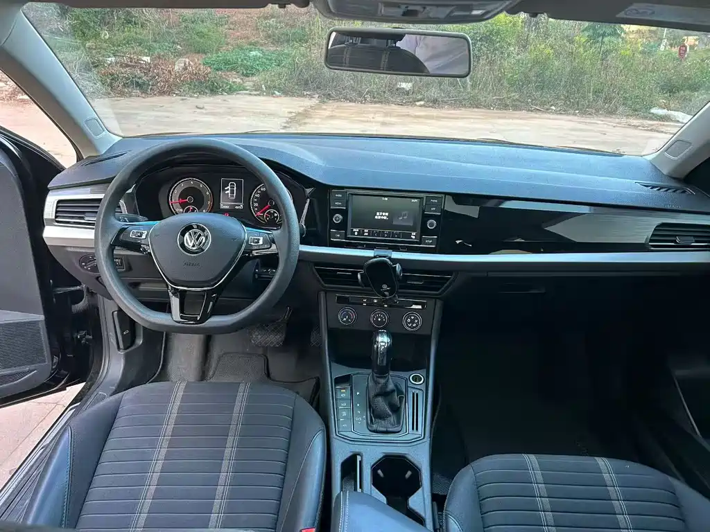 Volkswagen Lavida — миниатюра 12