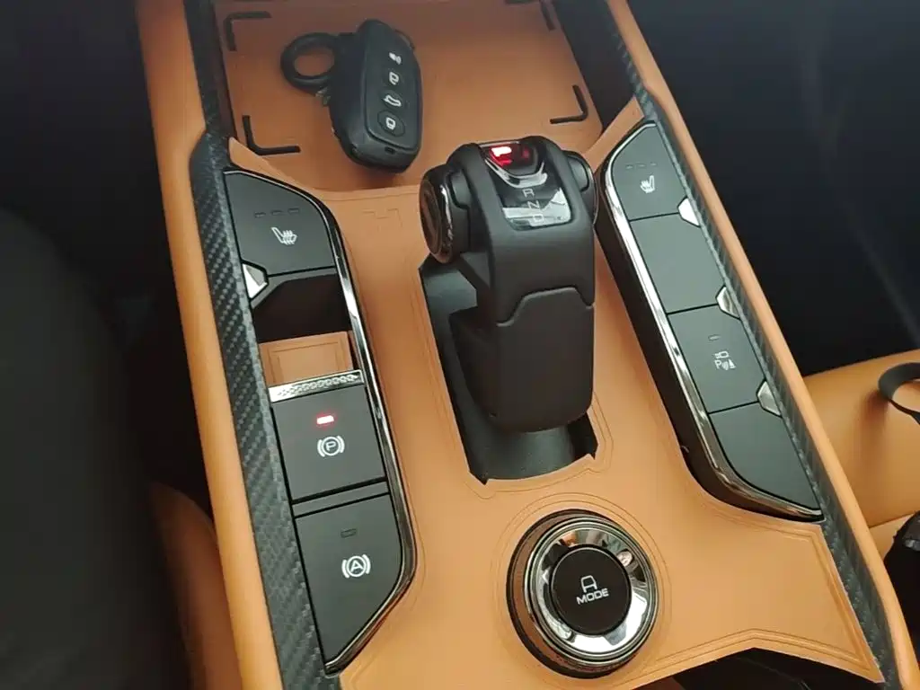Haval Menglong New Energy — миниатюра 14