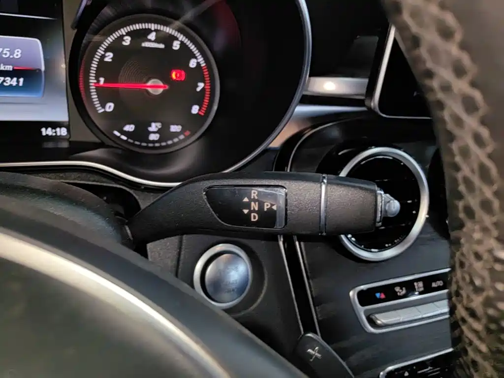 Mercedes-Benz C-Class — миниатюра 14