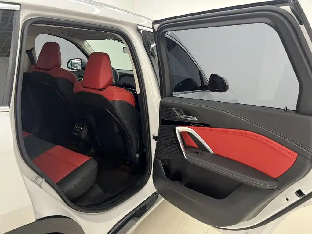 BMW X1 — миниатюра 12
