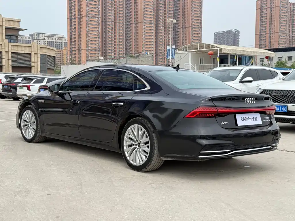 Audi A7L — миниатюра 4