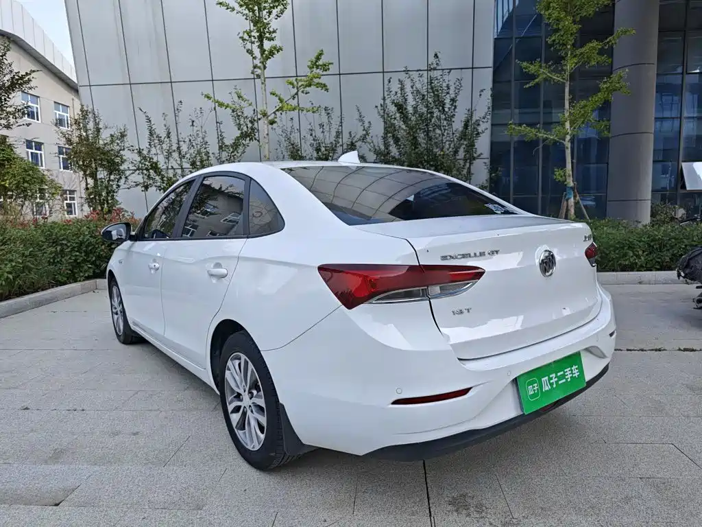 Buick Excelle — миниатюра 5