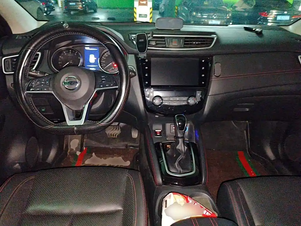 Nissan Qashqai — миниатюра 5