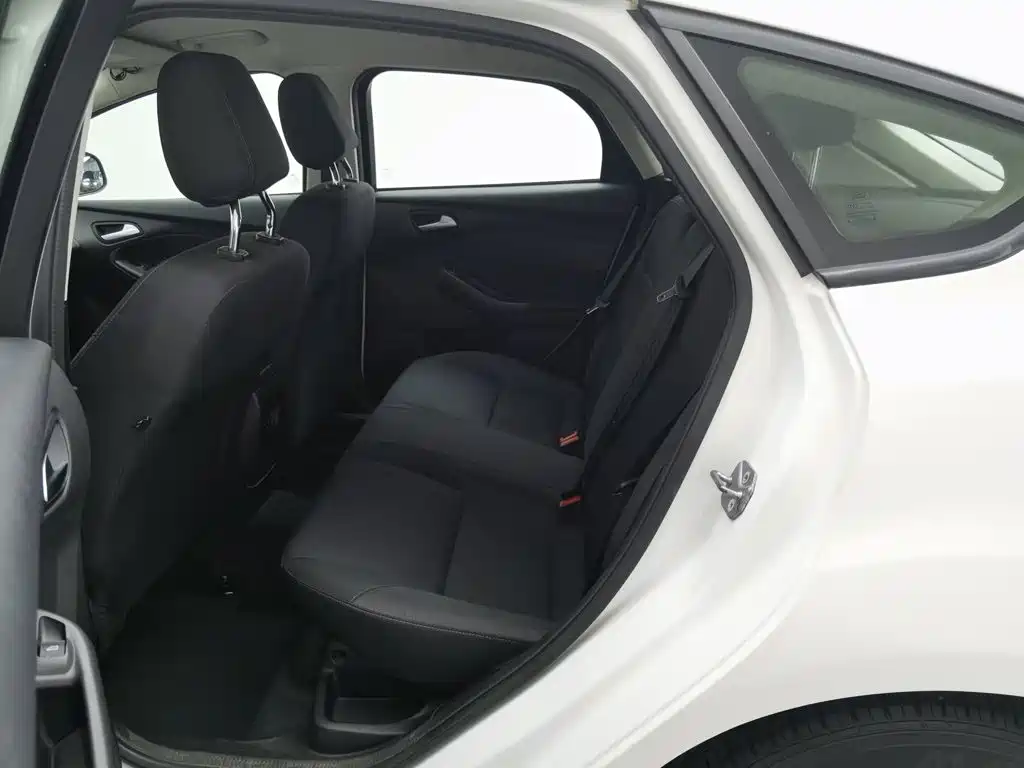 Ford Focus — миниатюра 15