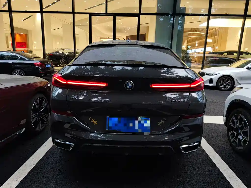 BMW X6 — миниатюра 13