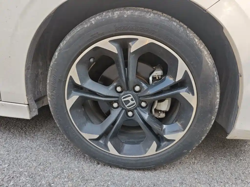 Honda Civic — миниатюра 8