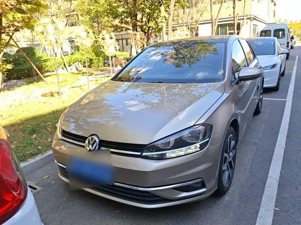 Volkswagen Golf — миниатюра 3