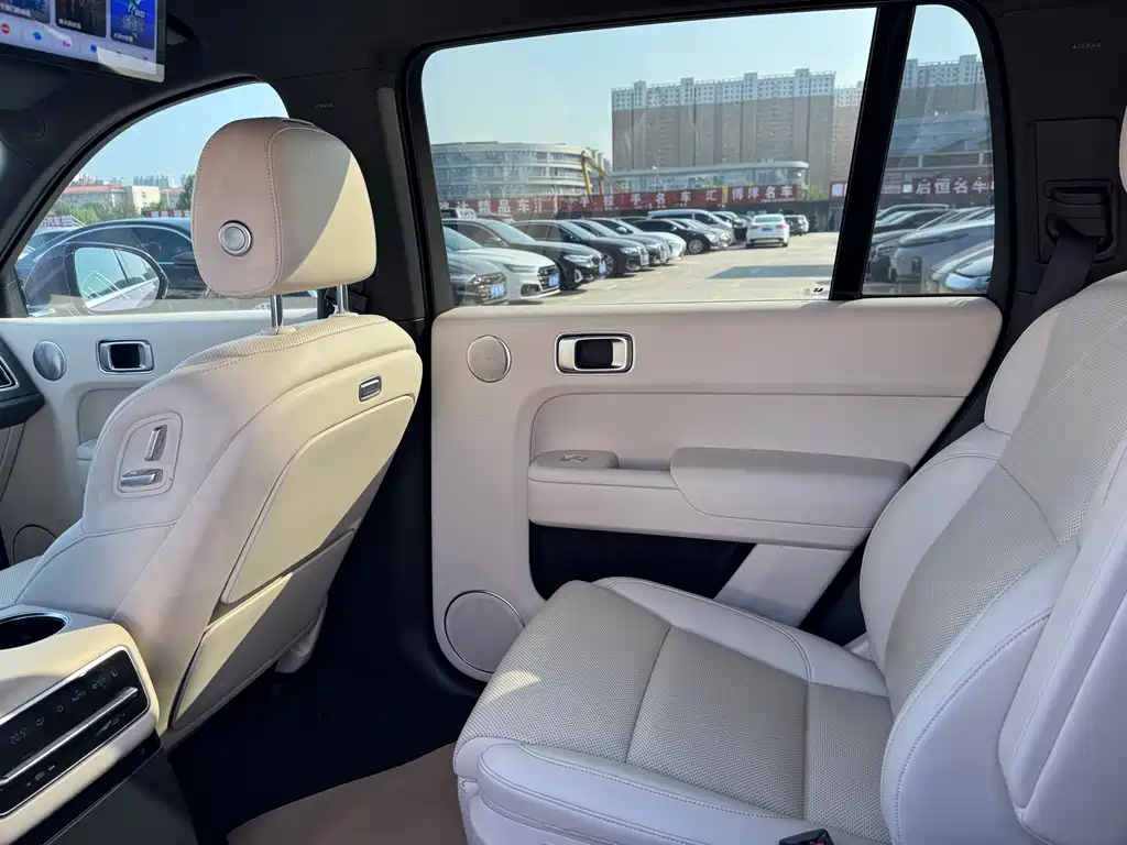 Li Auto Li L9 — миниатюра 18