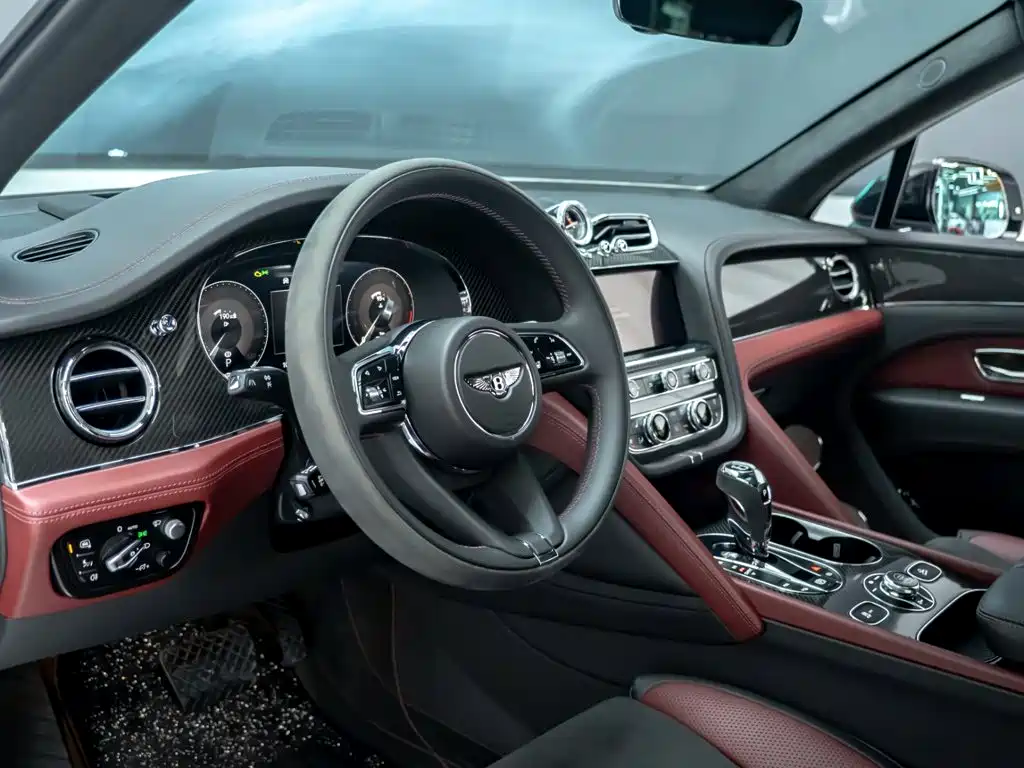 Bentley Bentayga — миниатюра 7