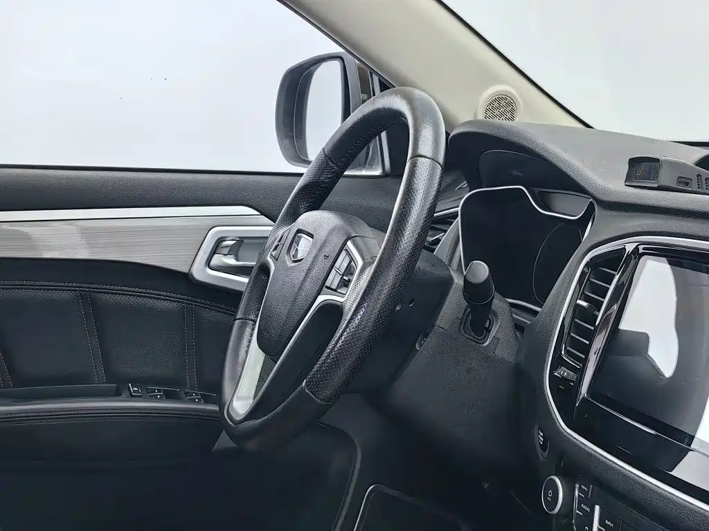 Geely Vision X6 — миниатюра 22